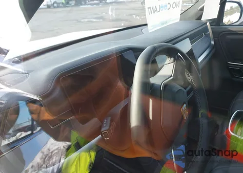 2023 Rivian R1S Adventure from USA, damaged, VIN 7PDSGABAXPN011710